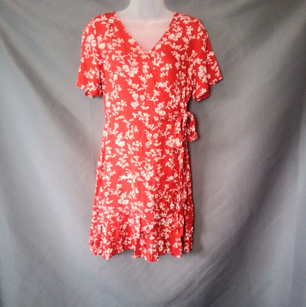 Floral faux wrap dress Medium